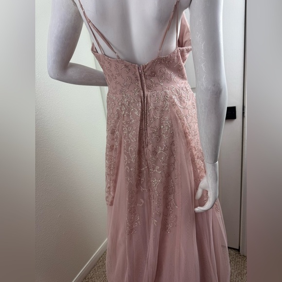 Teeze Me Juniors' Pink Glitter Beaded Mesh V-Neck Formal Dress Size 11-12 - Picture 11 of 15